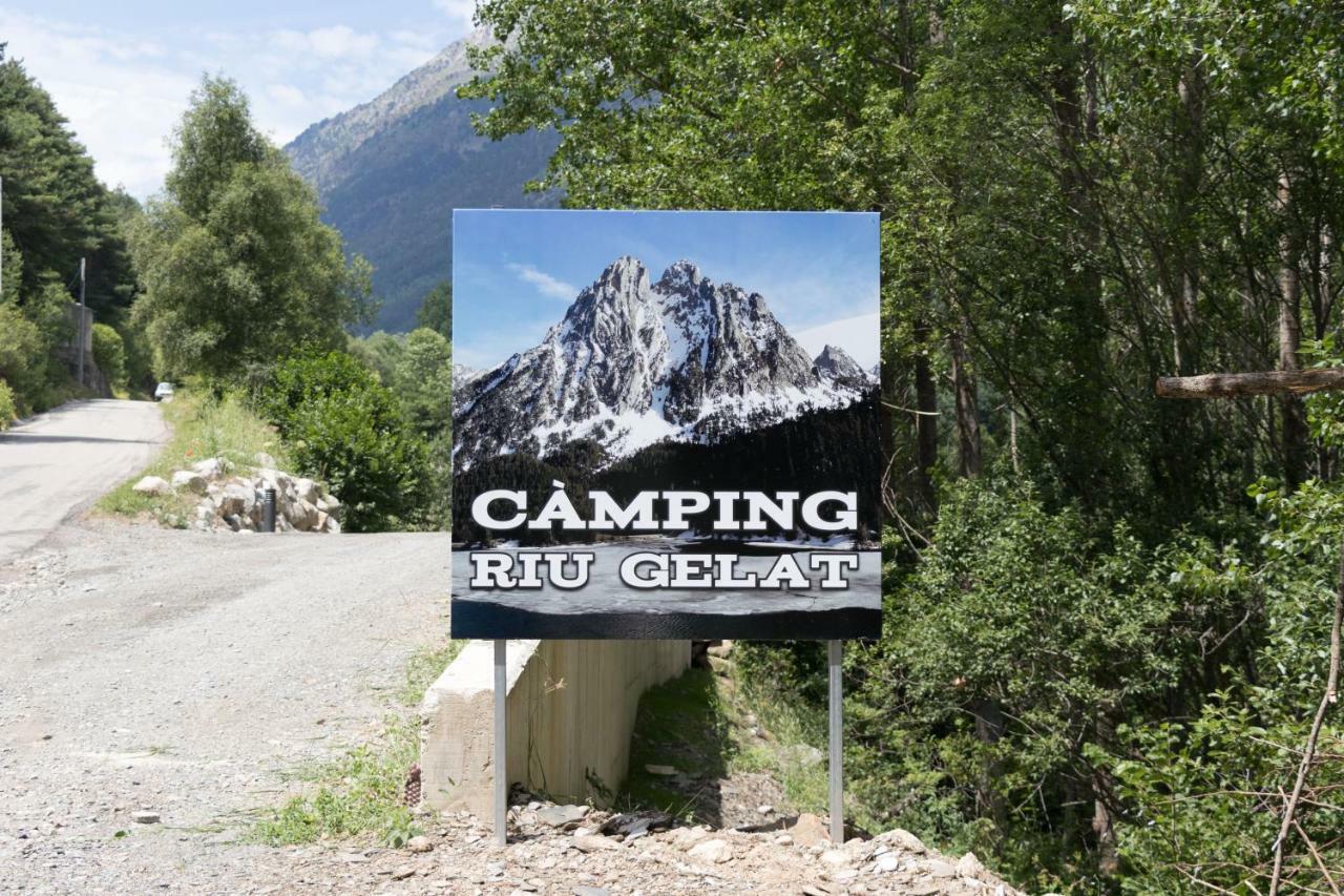 Camping Riu Gelat Hotel Espot Exterior photo