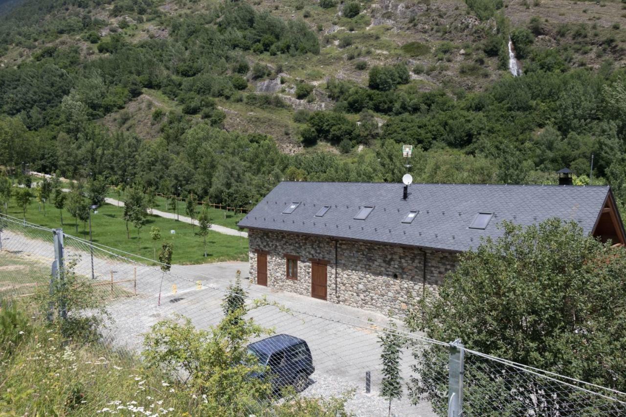 Camping Riu Gelat Hotel Espot Exterior photo